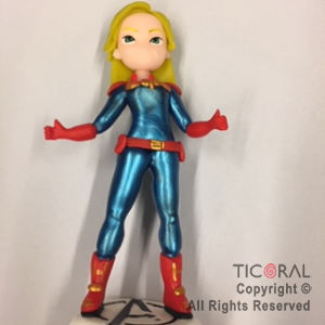 ADORNO CAPITANA MARVEL VENGADORA A.PORC FRIA x 1